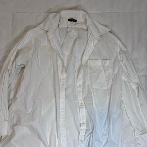 Banana Republic White Button-Up Shirt